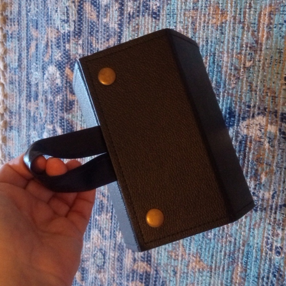 Black Hexagonal Faux Leather Travel Jewelry Holder Box Snap Closure